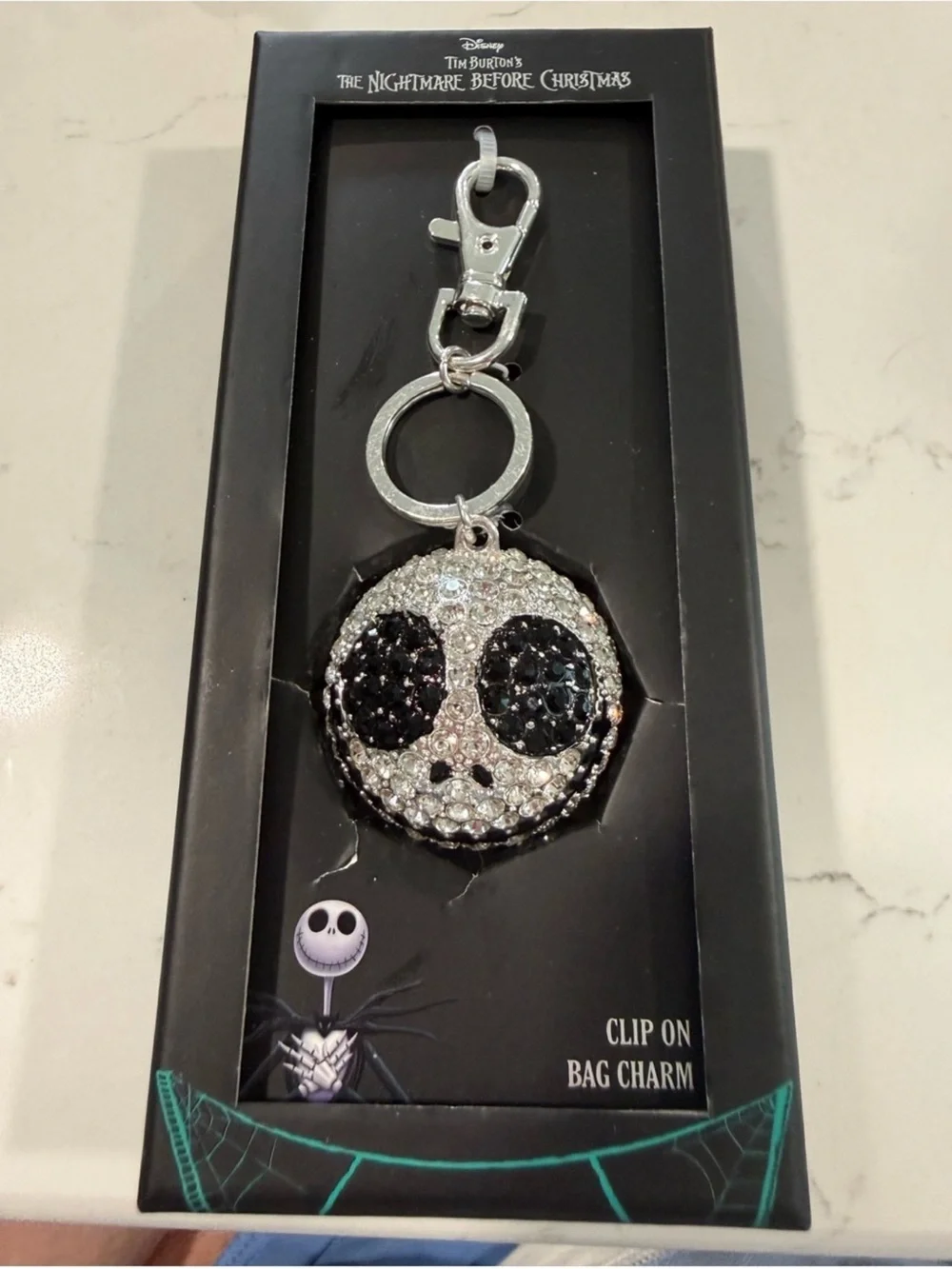 NIGHTMARE BEFORE CHRISTMAS KEYCHAIN